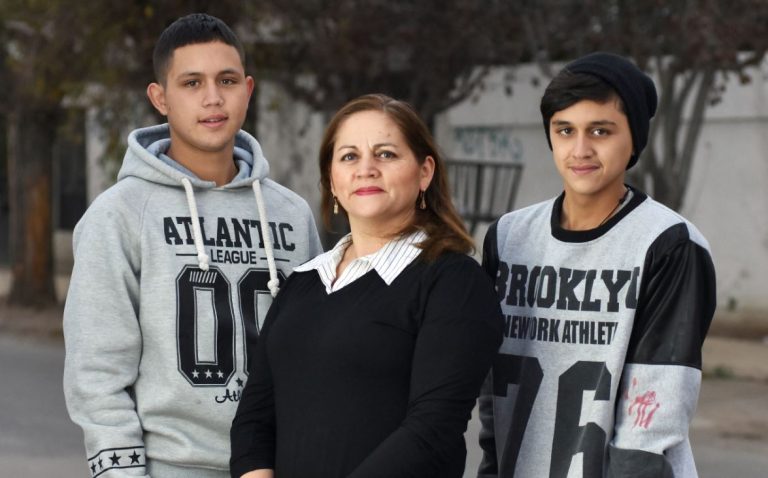 Madre de niños con fenilcetonuria: “Si se salen de la dieta baja en proteínas podrían quedar con daño cerebral”