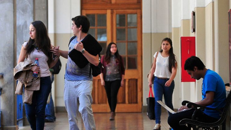 La lista de las 10 carreras técnicas mejor pagadas al quinto año de egreso