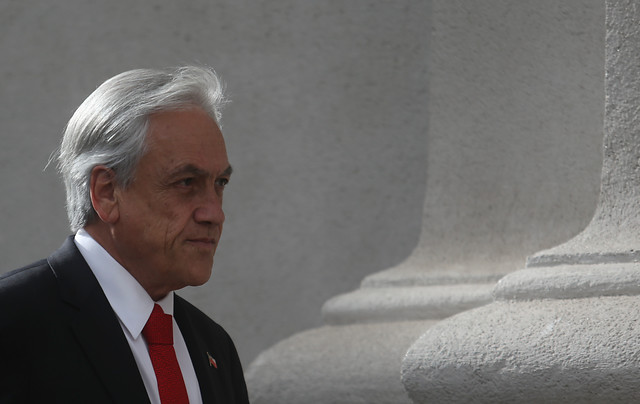 Lejos del seis: Chilenos evalúan con nota 4,3 primer año de Piñera
