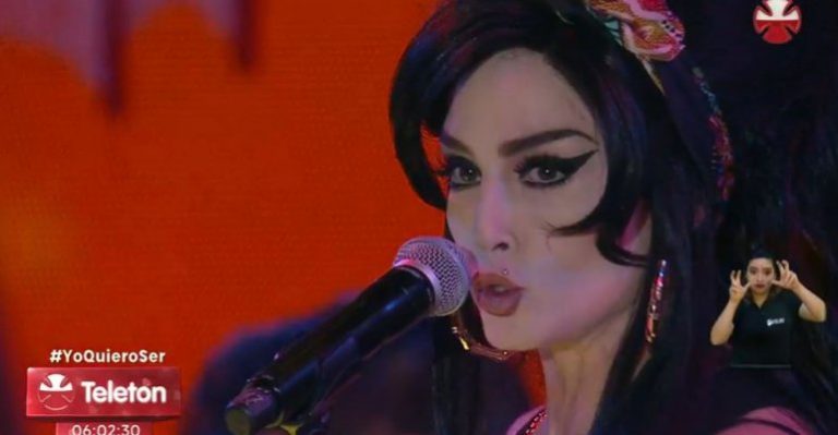 María Elena Swett sorprendió como Amy Winehouse en Teletón 2018