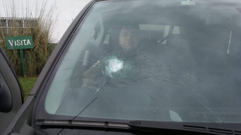 Ex general de La Araucanía entregó imágenes que engañaron a Mayol y a Kast