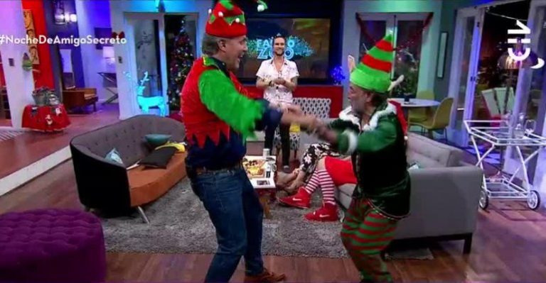 Felipe Vidal y Don Carter se sometieron al baile de la humillación navideña