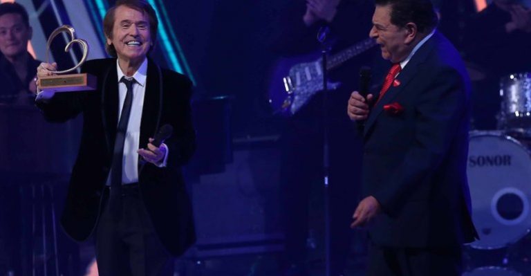 Raphael y su aplaudida presentación en el inicio de Teletón 2018