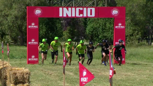 Estreno de Invencibles lidera sintonía  y derrota a Casa de Muñecos