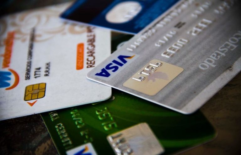 7 bancos acordaron hacerse cargo de fraudes a sus clientes tras mediación del Sernac