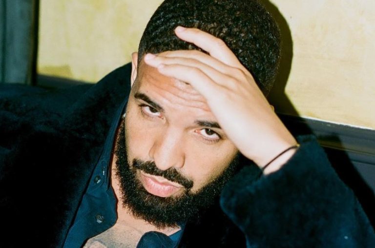 Drake besó a una joven en pleno concierto a pesar de que sabía que era menor de edad