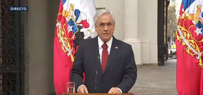 “Es un muy buen ministro”: Sebastián Piñera rechazó eventual acusación constitucional contra ministro Chadwick