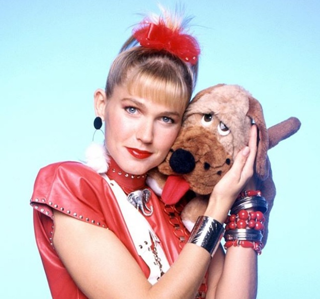 Xuxa se luce en redes sociales con foto sin maquillaje a sus 55 años