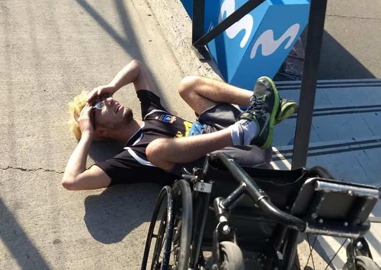 Joven en silla de ruedas denunció mala experiencia en la 