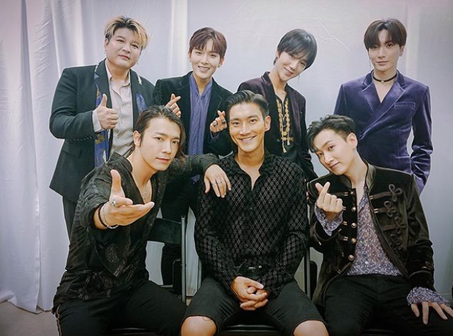 Cadena de solidaridad chilena: Chofer de Uber devolvió billetera a estrella de Super Junior que se presentó en SM Town