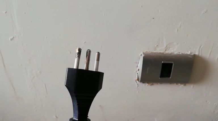 Sin refrigeradores ni ventiladores: Corte de luz produjo caos en edificio de 482 departamentos