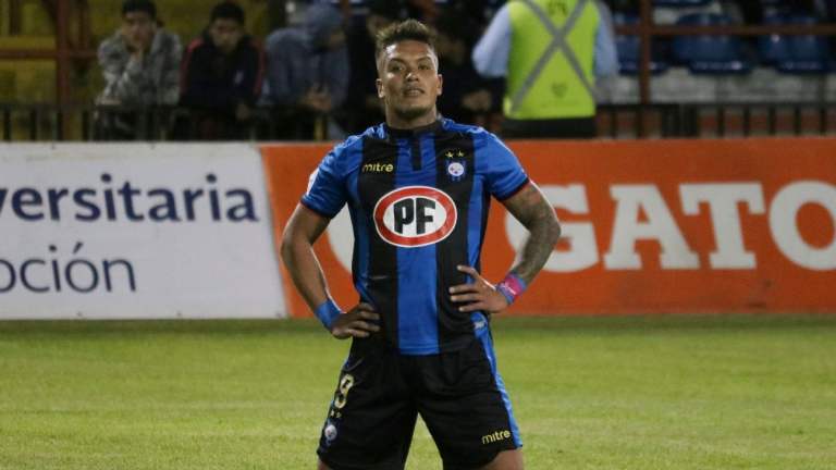 Salió humo blanco: Colo Colo anunció su cuarto refuerzo de cara a la nueva temporada