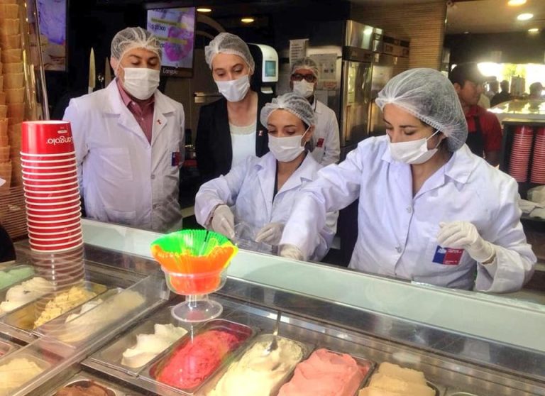 Seremi de Salud del Biobío realiza 35 sumarios a heladerías por coliformes