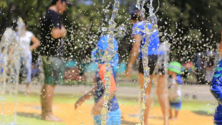 ¡Histórico! Santiago registró récord de calor este sábado: 38,3 grados