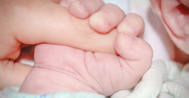 Conoce cuánto cuesta una sala cuna particular en Chile