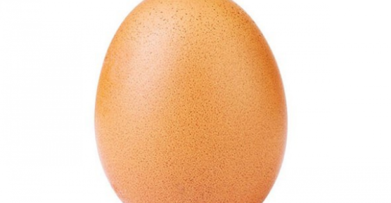 Huevo batió récord en Instagram superando a Kylie Jenner