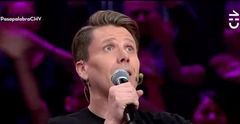 Andrés de León sorprendió con romántica interpretación Pasapalabra - Parte 1