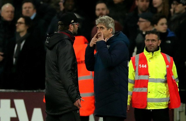 Jürgen Klopp logró lo que nadie: Hizo que Pellegrini se molestara y lo encarara al final del partido