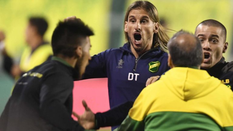 Locura total por Beccaccece: Piden hacerle contrato de por vida en Defensa y Justicia