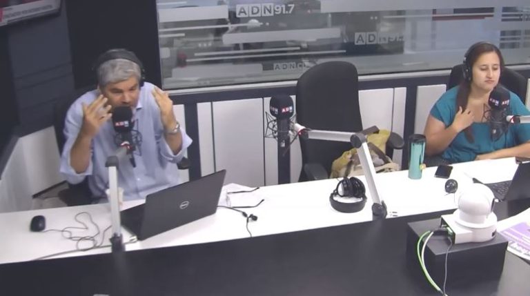 “Una tremenda cortina de humo”: Guarello se fue con todo contra Piñera por organización del Mundial 2030