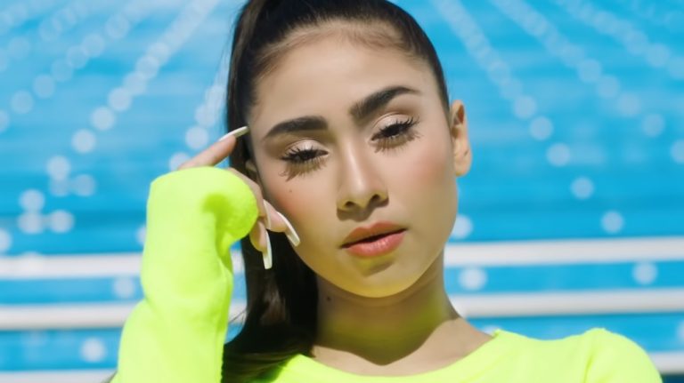 Paloma Mami compartió video con su estilo 