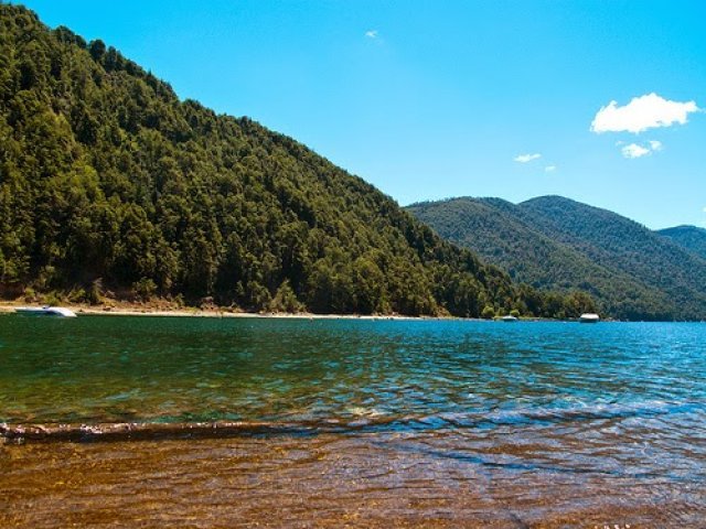 Turistas denuncian nuevo caso: Aseguran que fueron expulsados de 