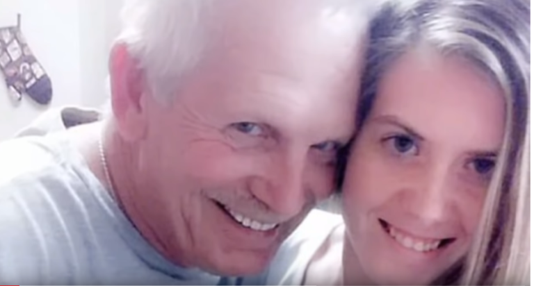 “Lo llaman pedófilo”: Joven de 19 años que se casó con hombre de 62 años se molesta por críticas a su relación