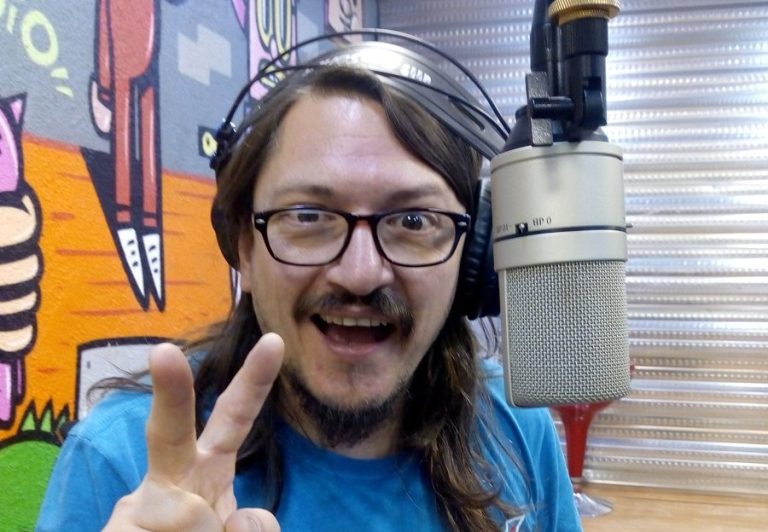 Reflejando el clasismo con sarcasmo: El debut de Mauricio Palma, un total desconocido para el Monstruo