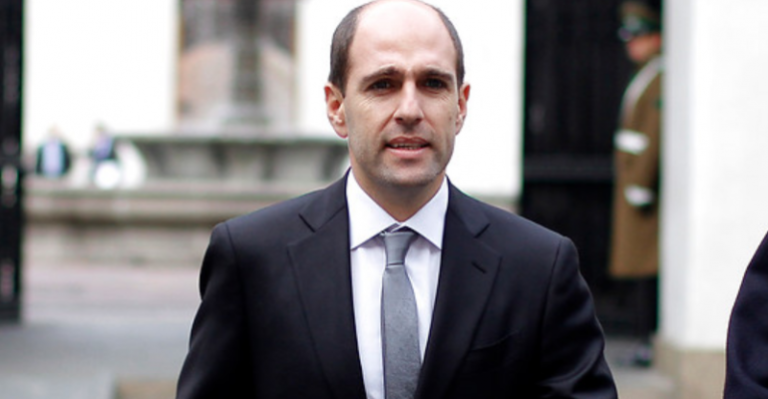 Descubren a Sergio Jadue en aplicación de citas similar a Tinder