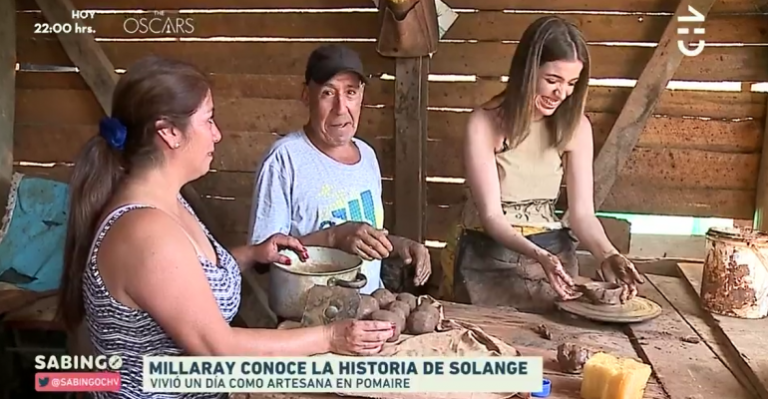 Millaray aprendió a esculpir greda en Pomaire