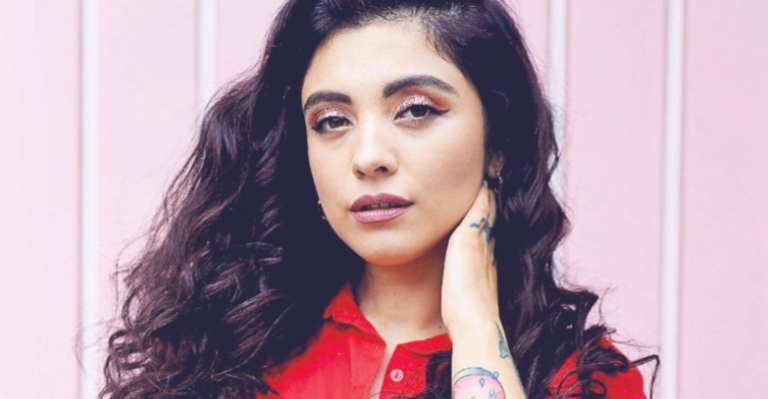 Mon Laferte logró nominación en los Billboard Latinos 2019