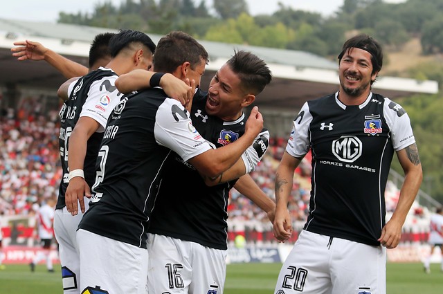 Colo Colo despertó como líder exclusivo del campeonato y la UC espera por Rosario Central