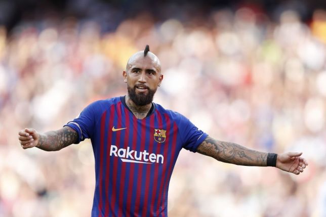 Messi no está de acuerdo: El motivo por el que Arturo Vidal podría tener un pie fuera del Barcelona