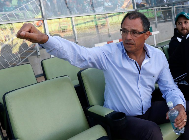 Estaba todo cocinado: Alfredo Arias será el nuevo DT de la U tras renuncia de Kudelka