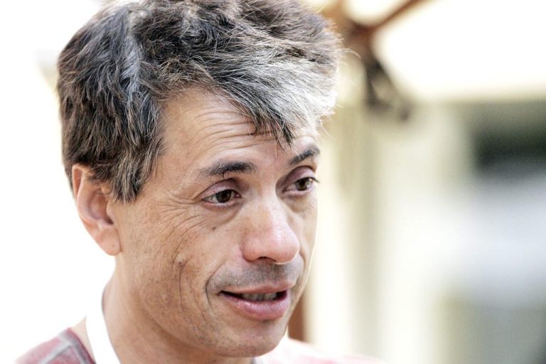 Chileno involucrado en fraude universitario en EE.UU. pagó fianza de 1 millón de dólares para quedar libre