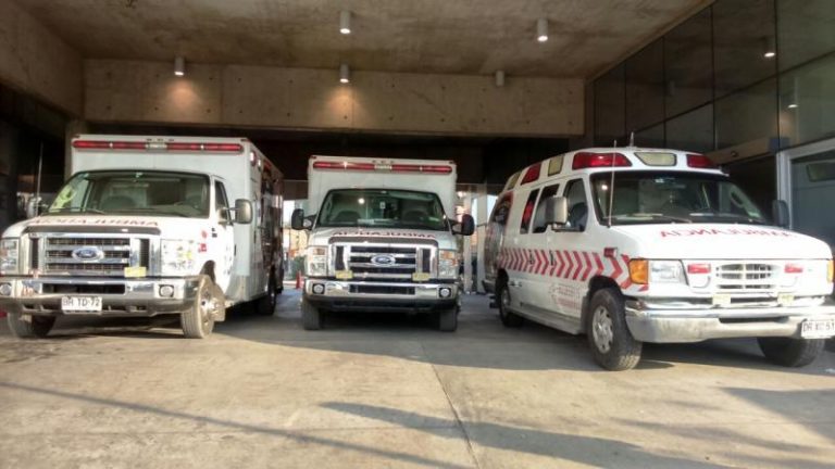 Empresa de ambulancias falseó documentos para adjudicarse licitaciones en el sector público