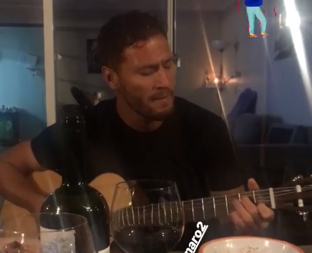 Lanaro sorprende con celebrado cover de Silvio Rodríguez tras la victoria ante Colo Colo