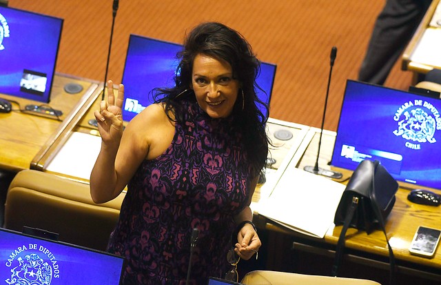 Marisela Santibáñez renunció al PRO (pero dice que su candidato presidencial sigue siendo ME-O)