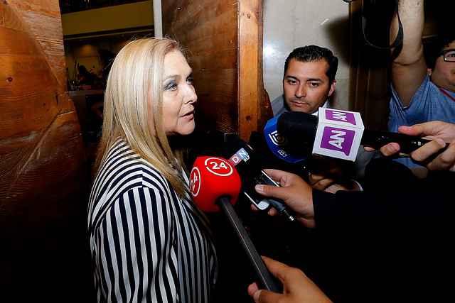 Pamela Jiles califica a Bolsonaro como 