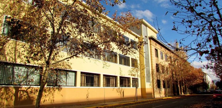 PDI investiga denuncia de abuso sexual contra niñas de 3º básico del Colegio San Ignacio en Santiago