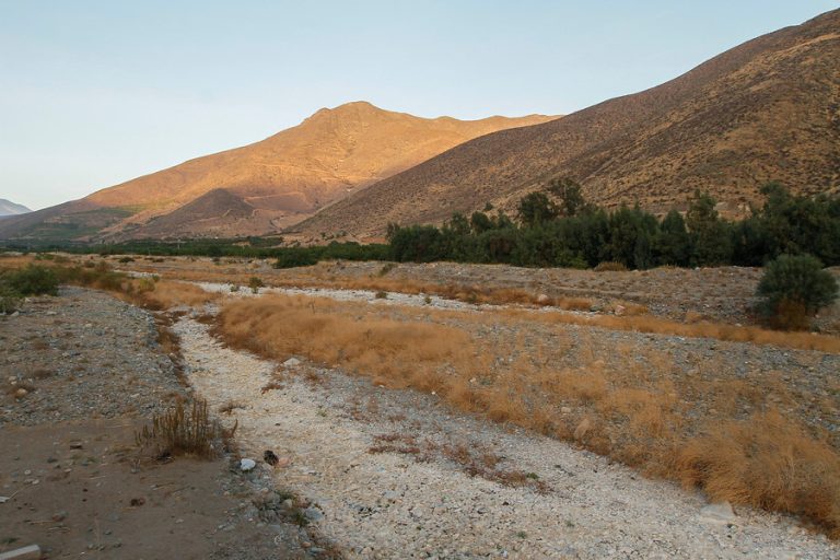 ¡Cuidemos cada gota de agua! En 2025, Chile estará entre los 30 países con mayor riesgo hídrico del mundo
