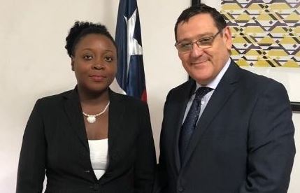 Falleció un voluntario: Atacan con AK-47 a embajador chileno en Haití en medio de actividad de América Solidaria