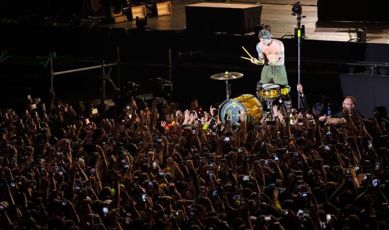 Larga vida al espíritu adolescente: Twenty One Pilots se llevan todos los aplausos en la 2da noche del Lollapalooza