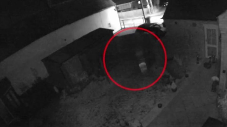 Cámara de seguridad registró fantasma en Inglaterra