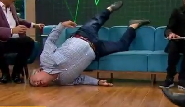 Che Copete protagonizó divertido momento al hablar de su amistad con El Poeta