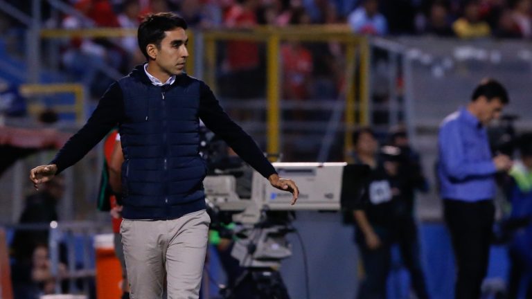 De espía de Bielsa y analista de Sampaoli a ser el técnico más joven del campeonato chileno con 30 años