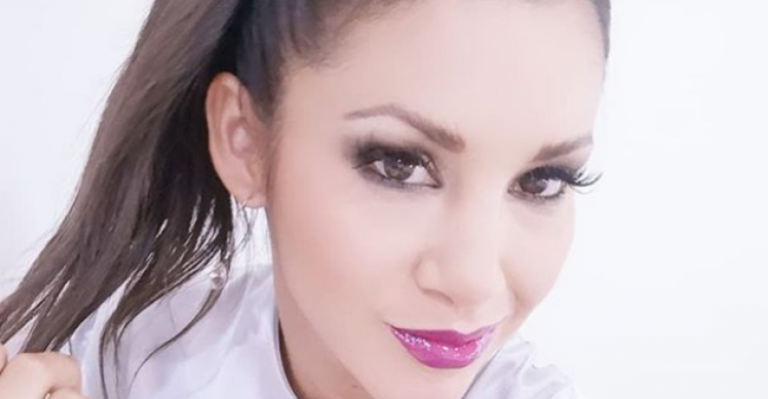 Mariuxi Domínguez se casó por la iglesia con vestido al estilo princesa