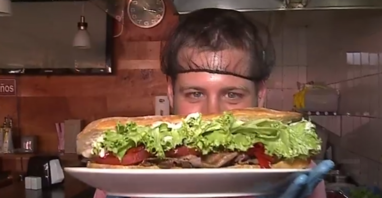 Mapa Sanguchero: Jaime Artus viajó hasta Iquique para probar los mejores sanguches