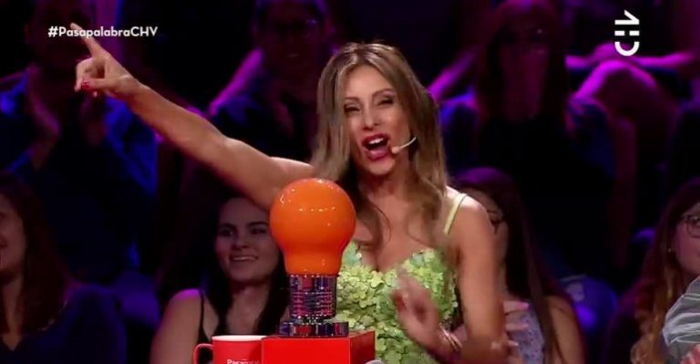 Carola Julio sorprendió al ritmo de Camilo Sesto en Pasapalabra