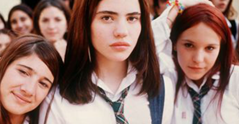 Supernova celebra 20 años de existencia con show en Santiago